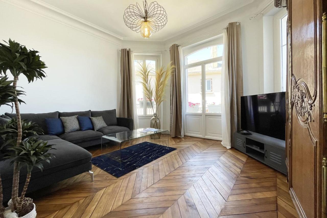 Appartement Haussmannien Proche Gare Chartres Esterno foto